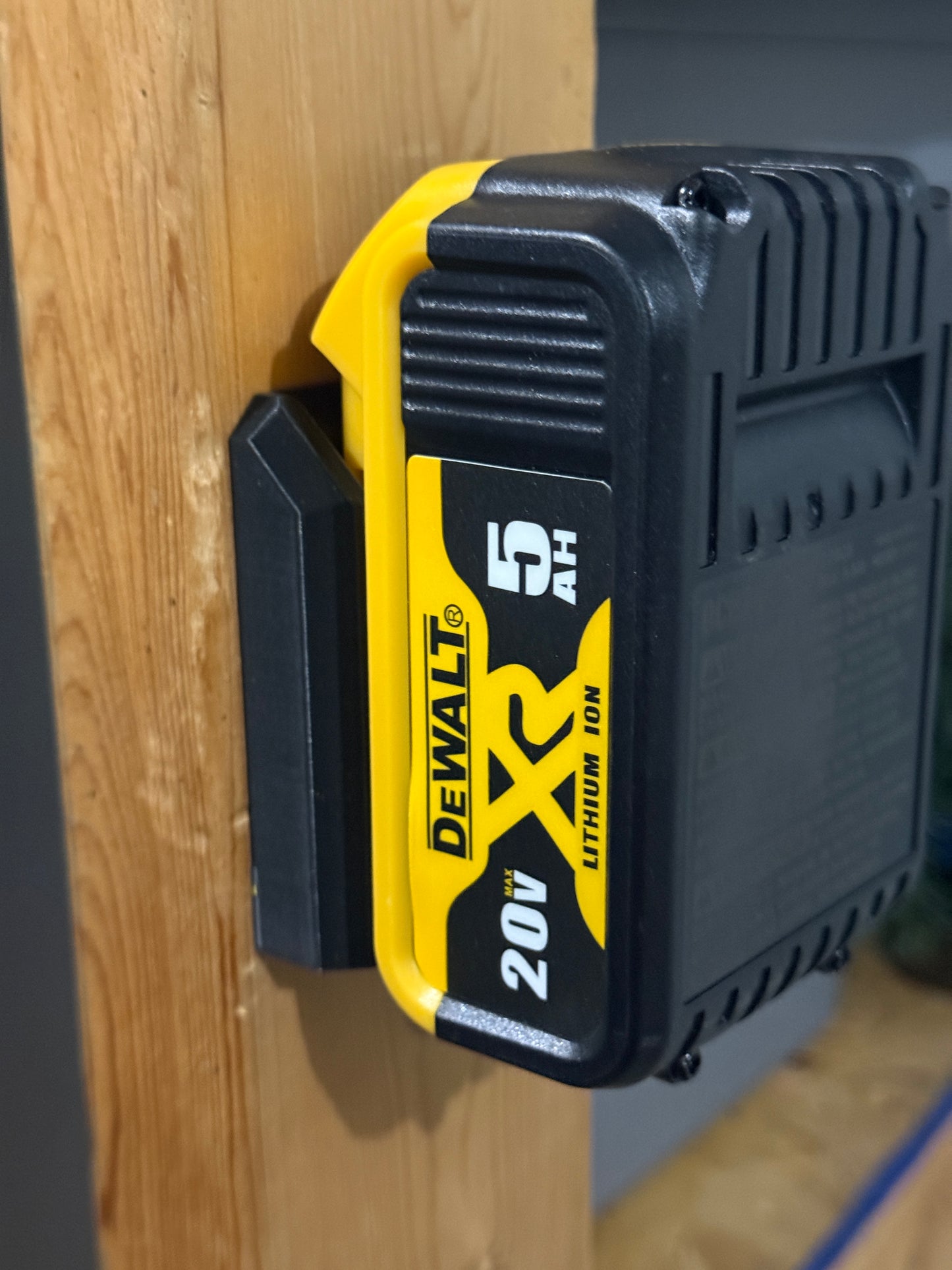 Battery Mount Compatible with DeWalt 20V Batteries | 6 Pack | Heavy-Duty Storage Organizer