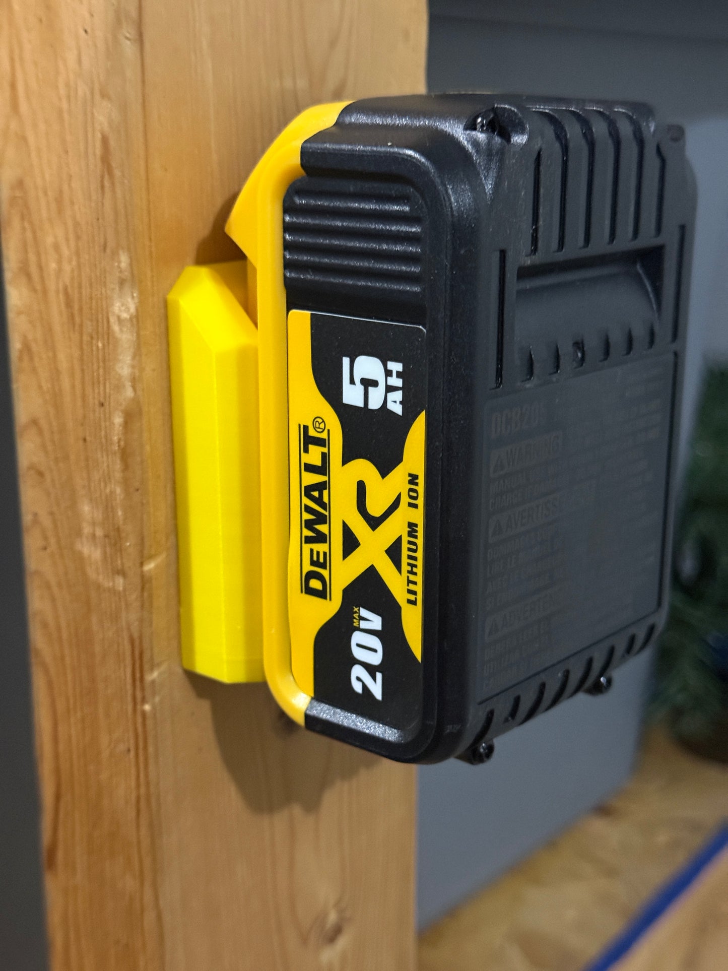 Battery Mount Compatible with DeWalt 20V Batteries | 6 Pack | Heavy-Duty Storage Organizer