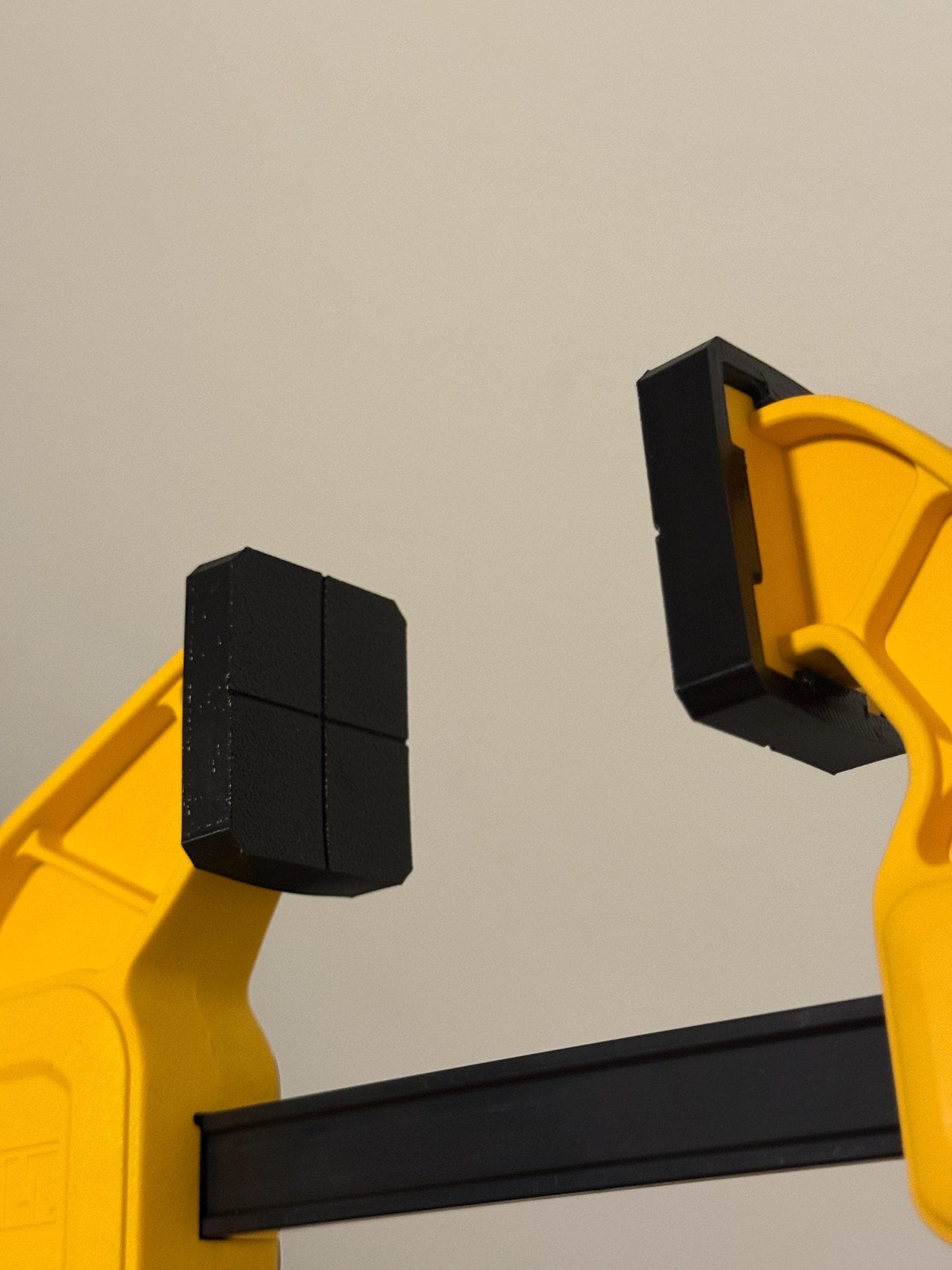 Dewalt 300lb Trigger Clamp Replacement Pads | TPU Grips